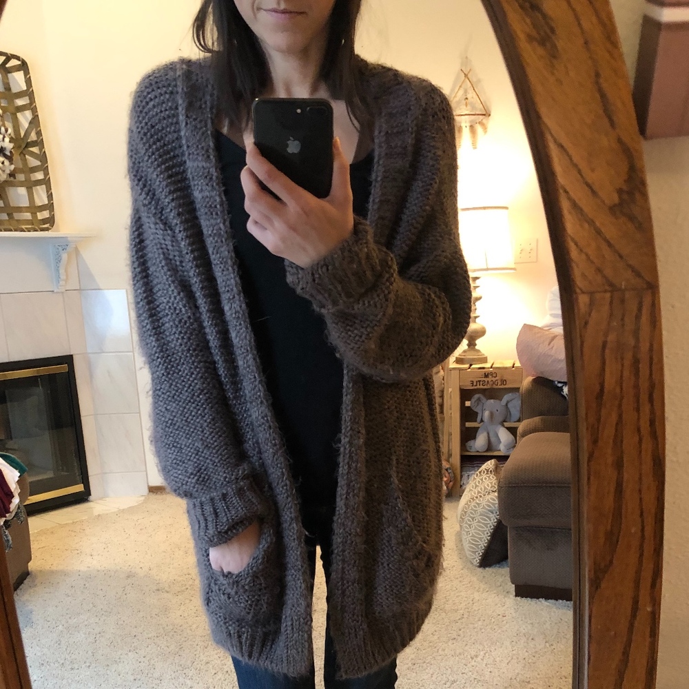 Fluffy AE Cardigan
